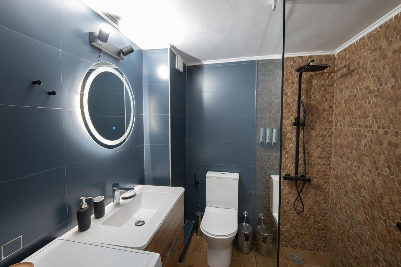 Apartment Blue Tourmaline Downtown Flat